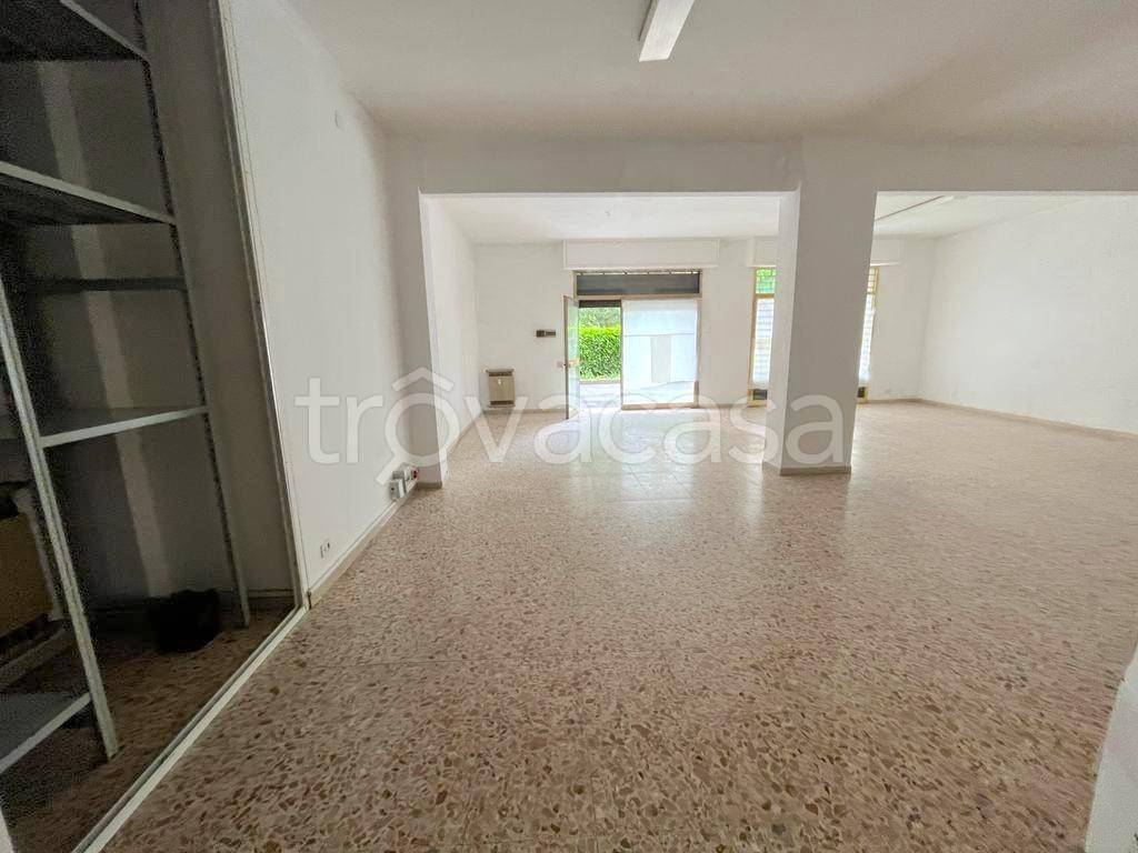 monolocale in affitto a Prato