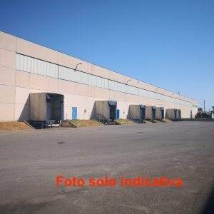 locale commerciale in affitto a Prato