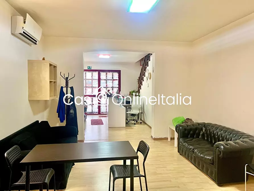 locale commerciale in affitto a Prato