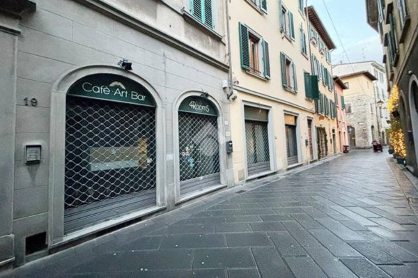 quadrivano in affitto a Prato