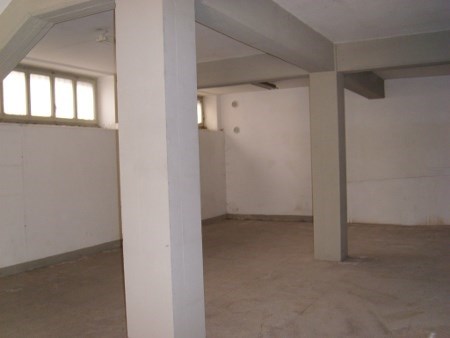 locale commerciale in affitto a Prato