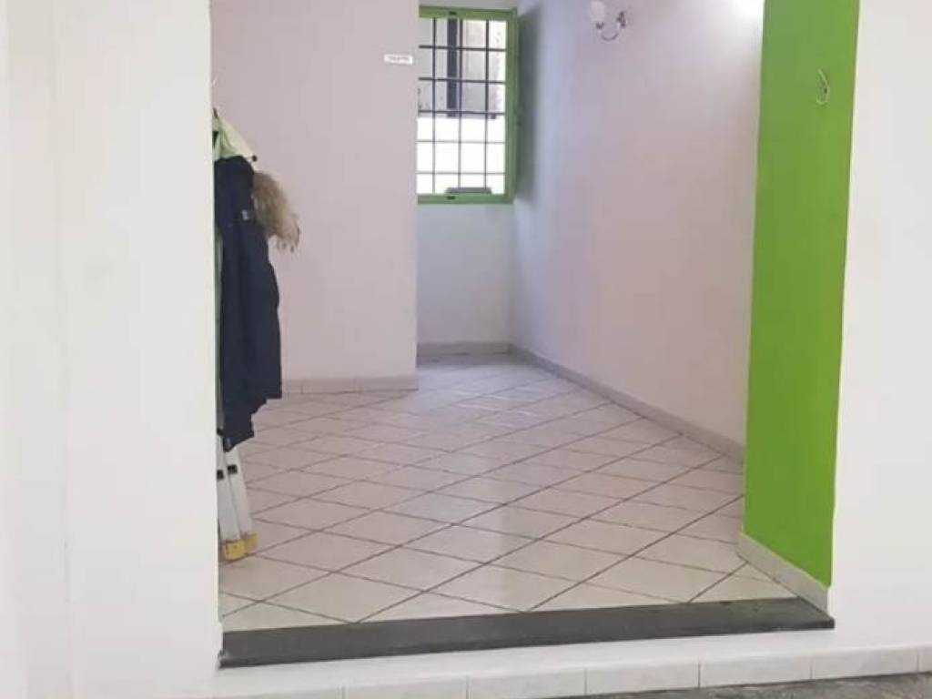 negozio in affitto a Prato