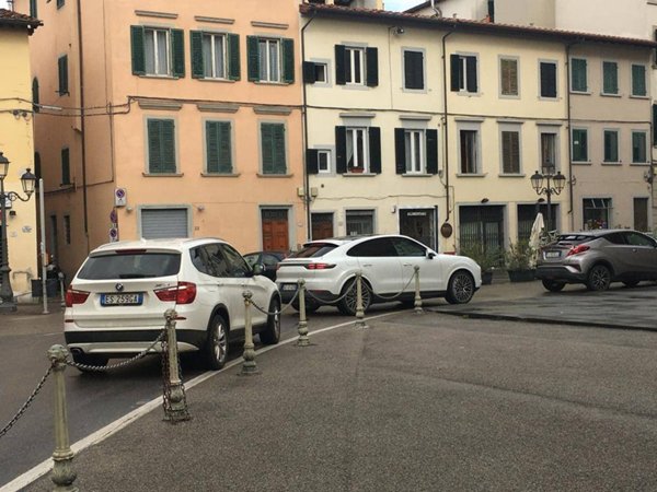 negozio in affitto a Prato