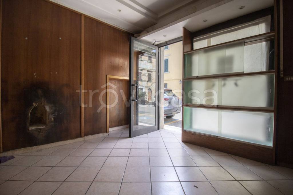 casa indipendente in affitto a Prato