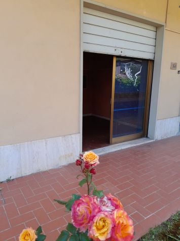 locale commerciale in affitto a Prato in zona La Querce
