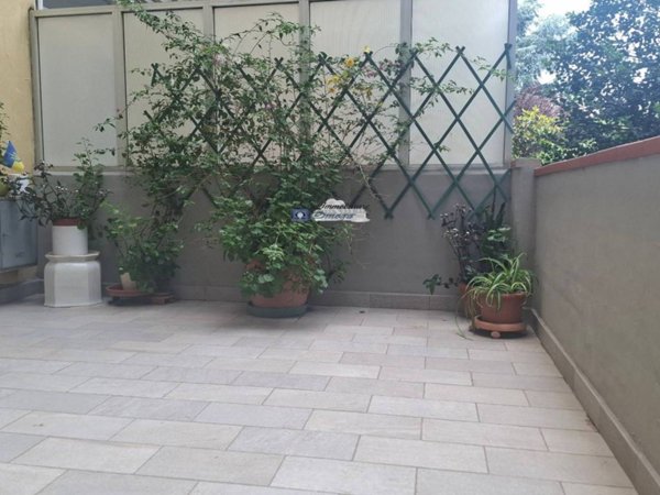 appartamento in affitto a Prato in zona Le Badie