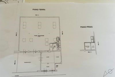 negozio in affitto a Prato