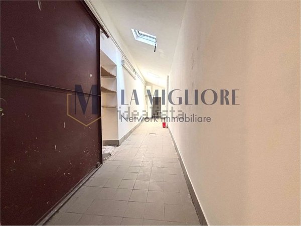 locale di sgombero in affitto a Prato