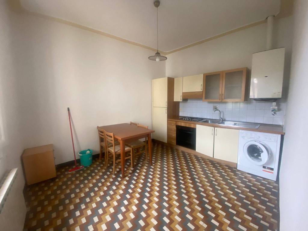 appartamento in affitto a Prato in zona Paperino