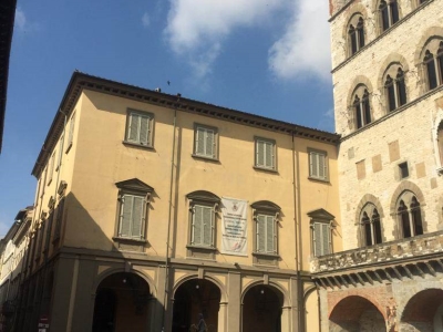 negozio in affitto a Prato