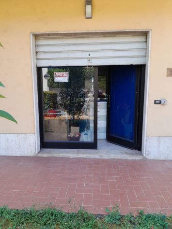 ufficio in affitto a Prato in zona La Querce