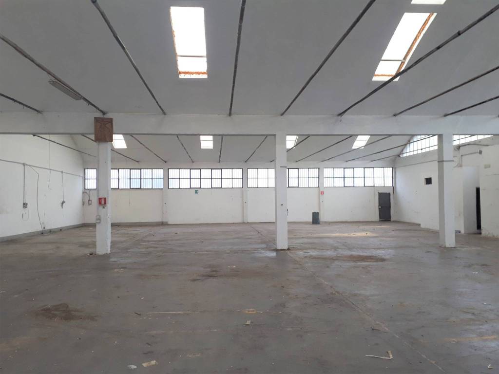 locale commerciale in affitto a Prato in zona Cafaggio