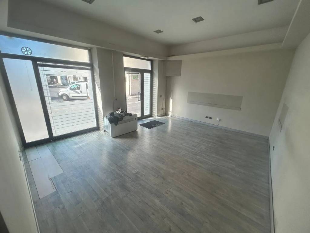 ufficio in affitto a Prato in zona Grignano