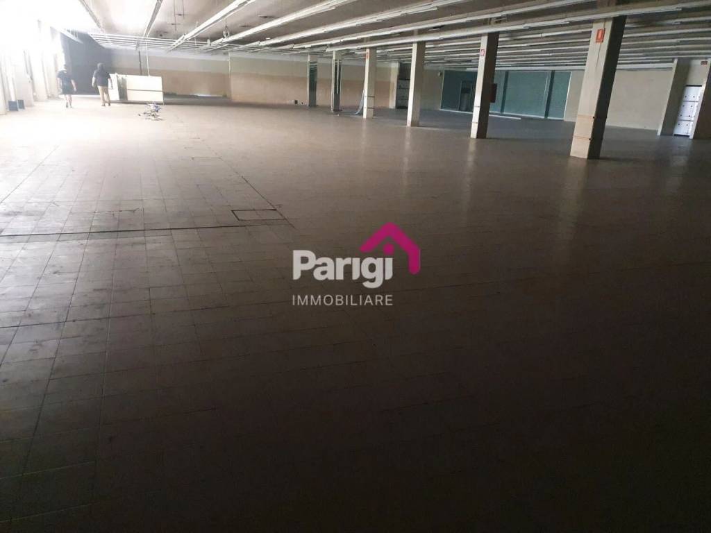 capannone in affitto a Prato in zona Gonfienti