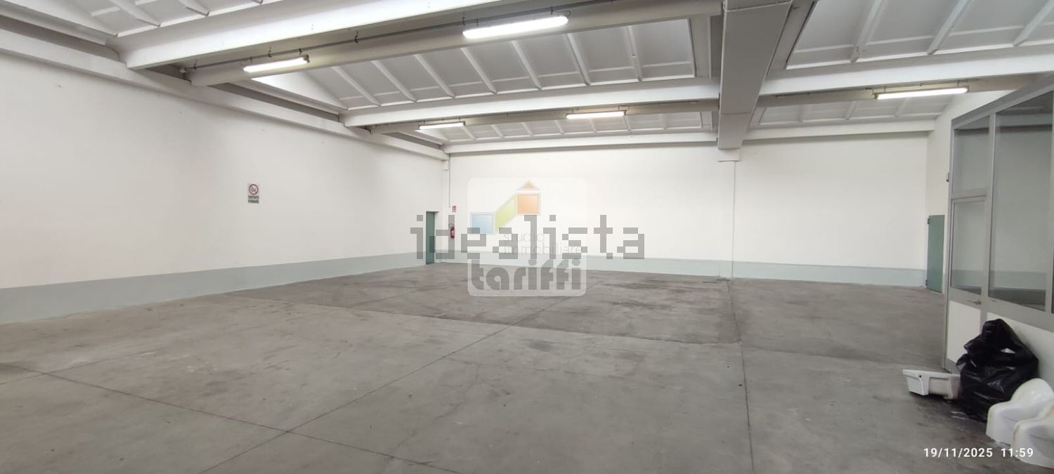 locale di sgombero in affitto a Prato in zona Le Badie