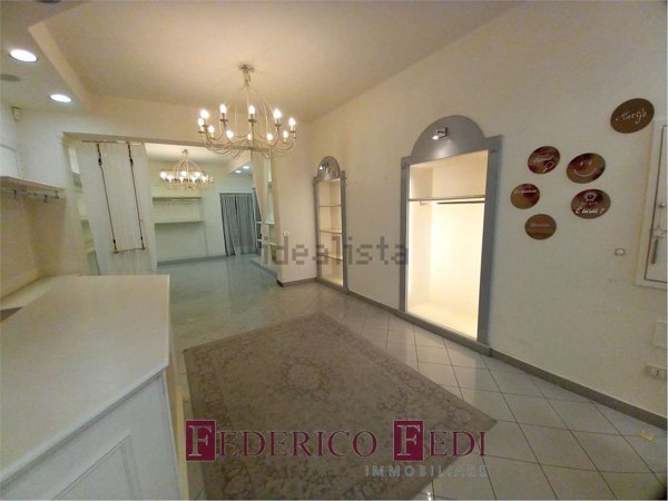 locale di sgombero in affitto a Prato