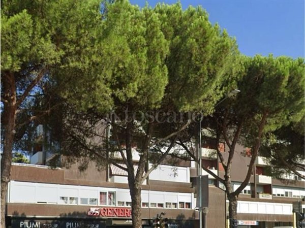 locale commerciale in affitto a Prato