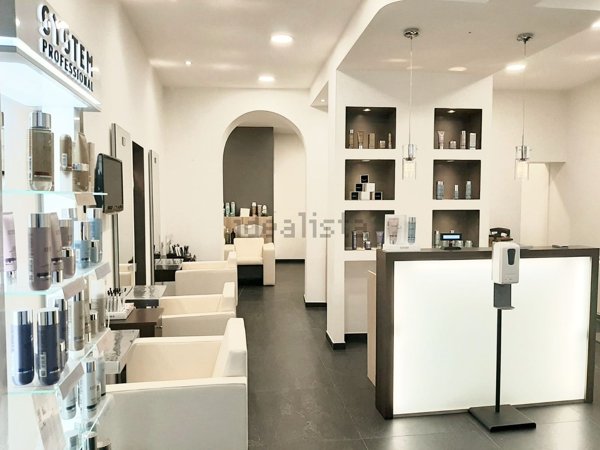 negozio in affitto a Prato