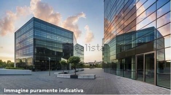 negozio in affitto a Prato