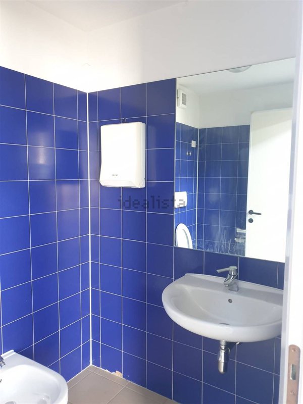 capannone in affitto a Prato