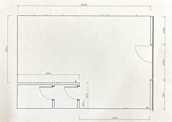 locale commerciale in affitto a Prato