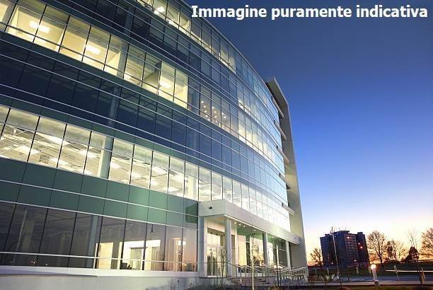 negozio in affitto a Prato