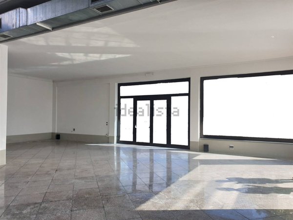 ufficio in affitto a Prato in zona Le Badie