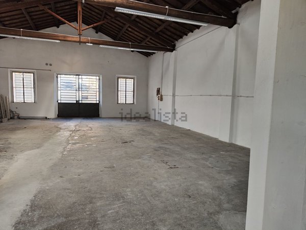 locale di sgombero in affitto a Prato in zona Paperino