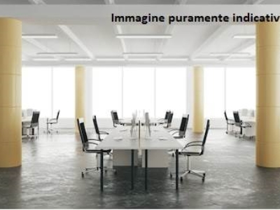 ufficio in affitto a Prato in zona Le Badie