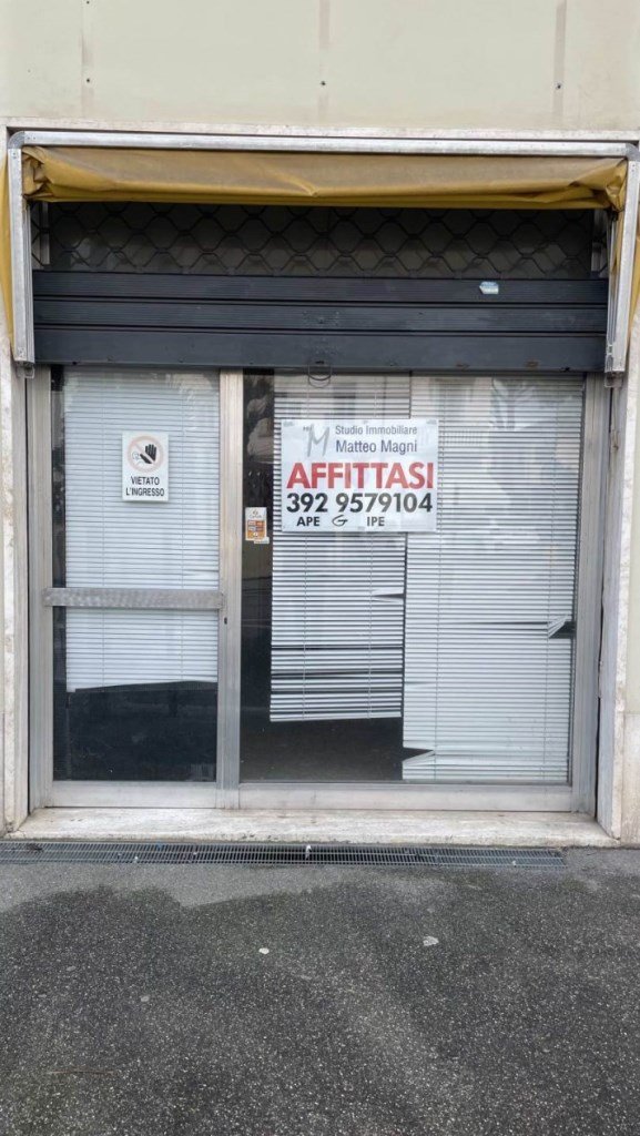 negozio in affitto a Prato