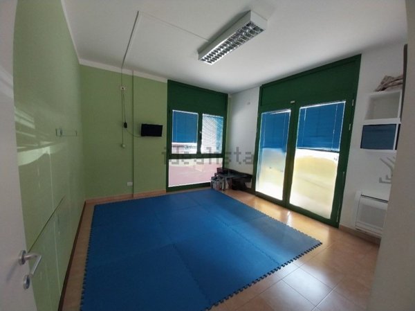 ufficio in affitto a Prato in zona Coiano