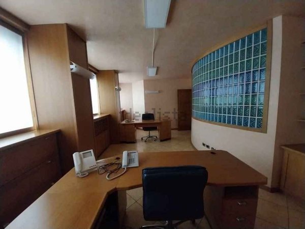 ufficio in affitto a Prato in zona Santa Gonda