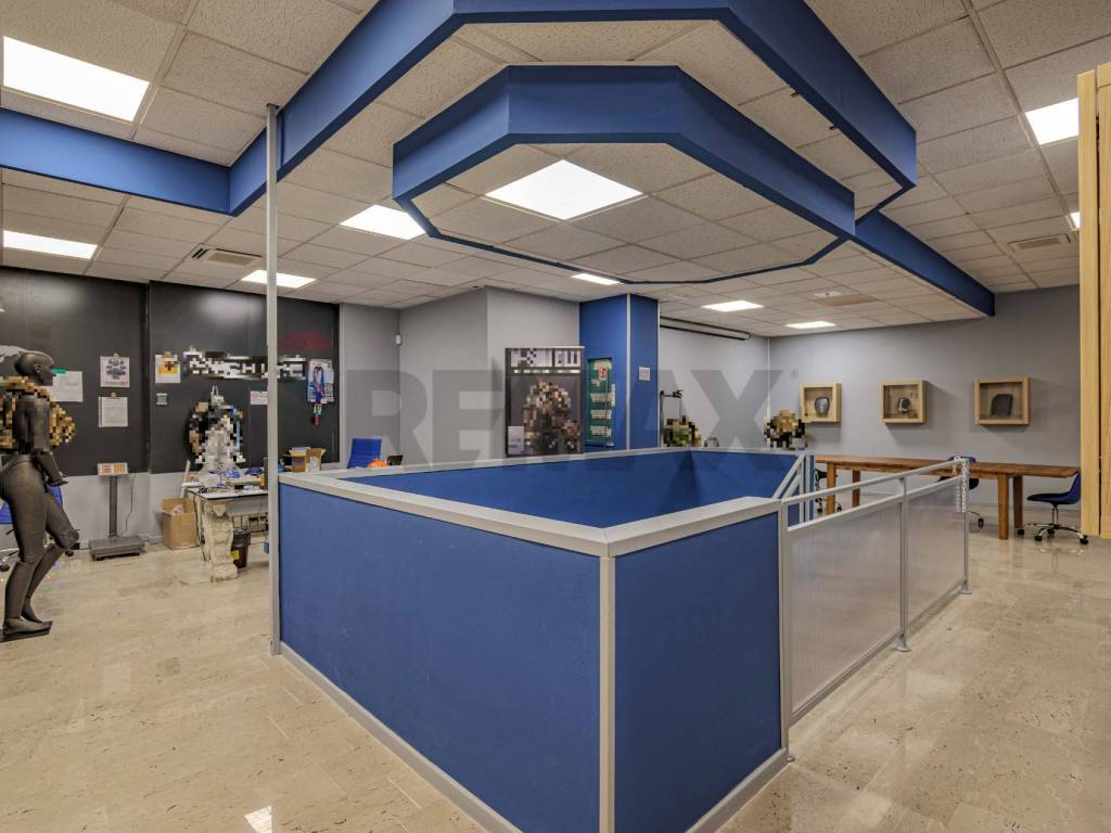 negozio in affitto a Prato