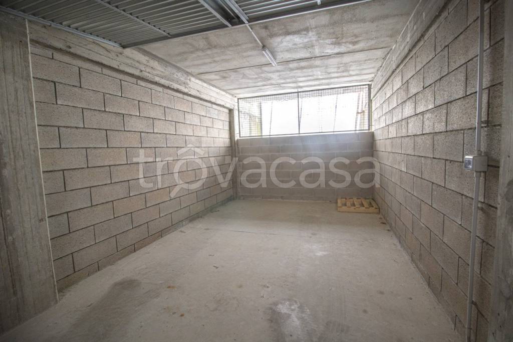 casa indipendente in vendita a Prato