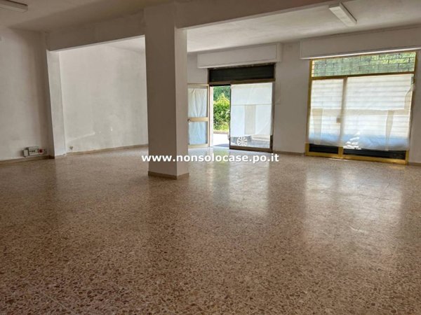 negozio in affitto a Prato