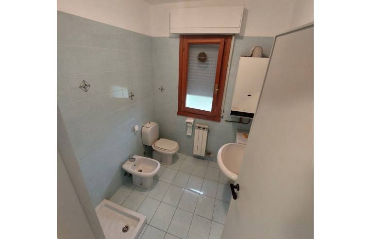 ufficio in affitto a Prato in zona Grignano