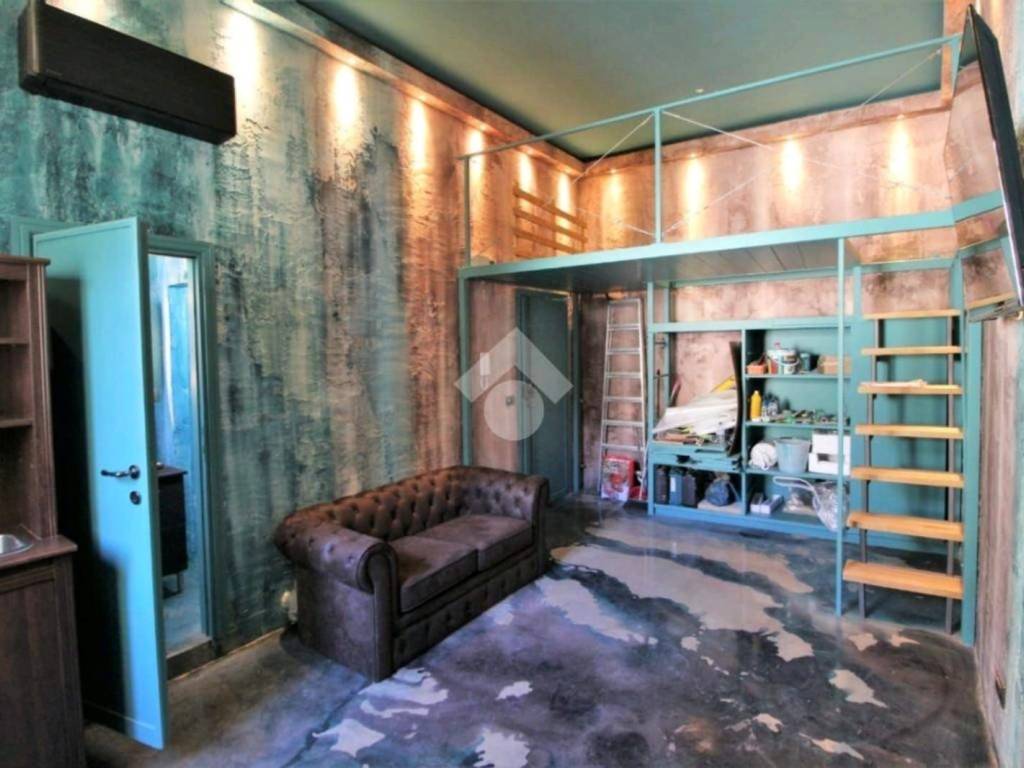 appartamento in affitto a Prato in zona Vergaio