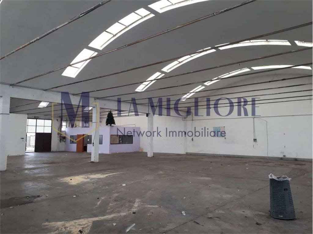 locale commerciale in affitto a Prato in zona Le Badie