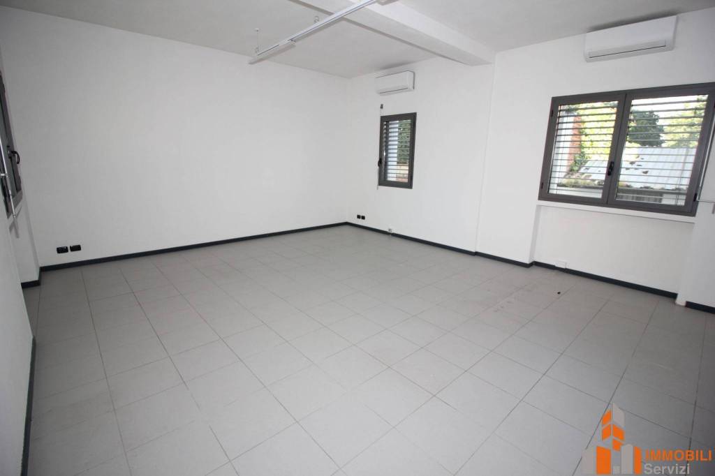 ufficio in affitto a Prato