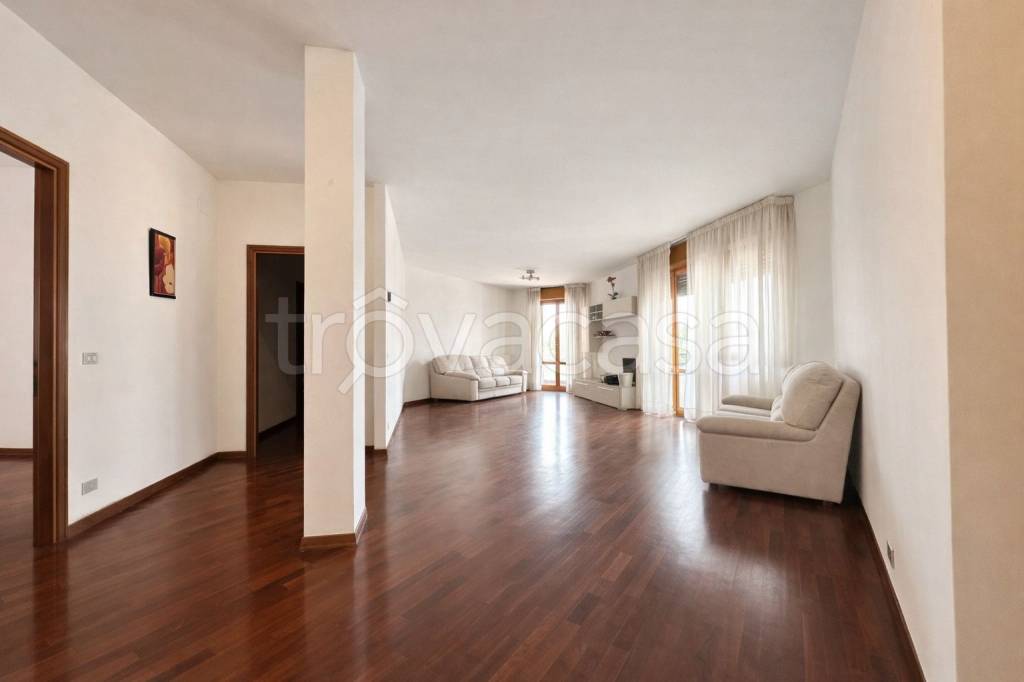 appartamento in affitto a Prato