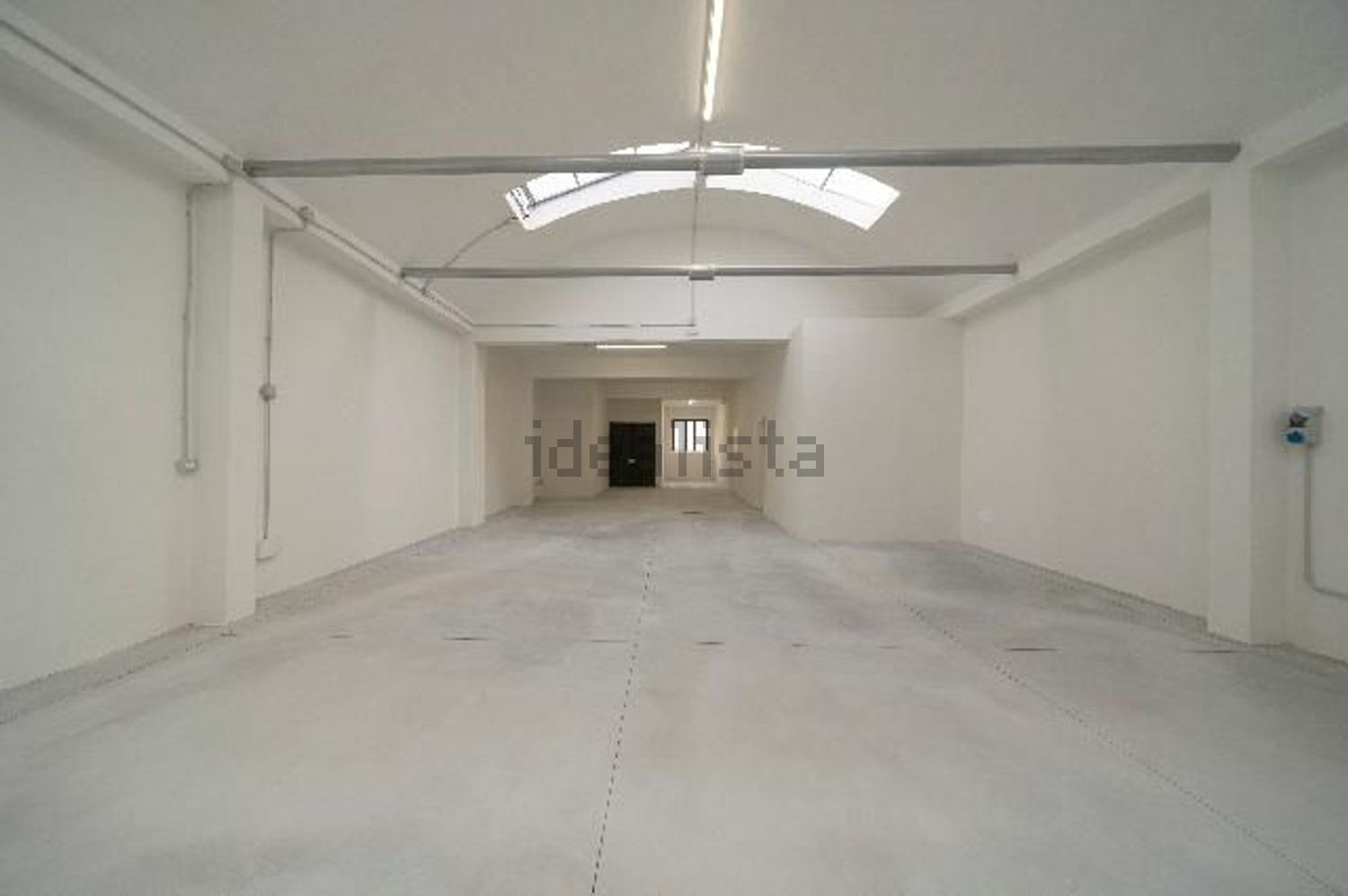 locale di sgombero in affitto a Prato