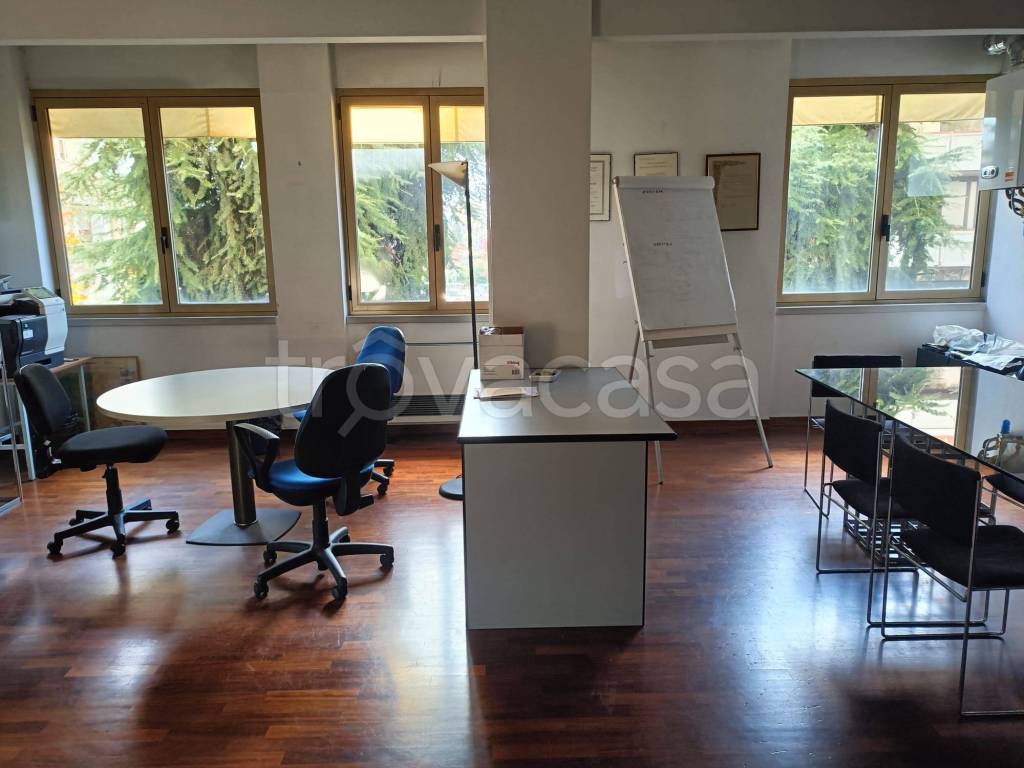 ufficio in affitto a Prato