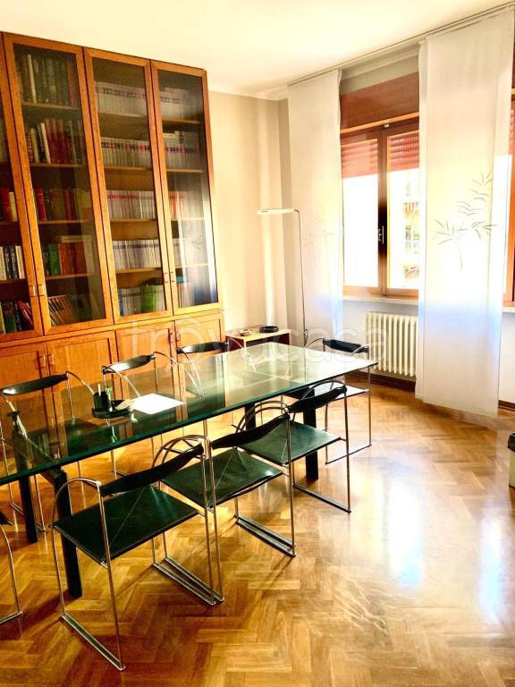 ufficio in affitto a Prato