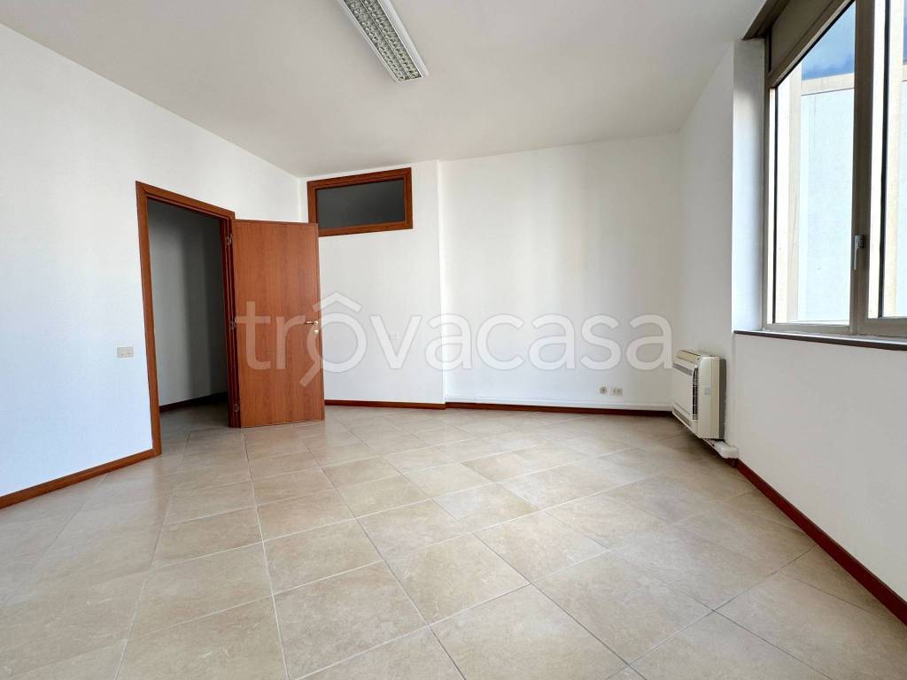 ufficio in affitto a Prato