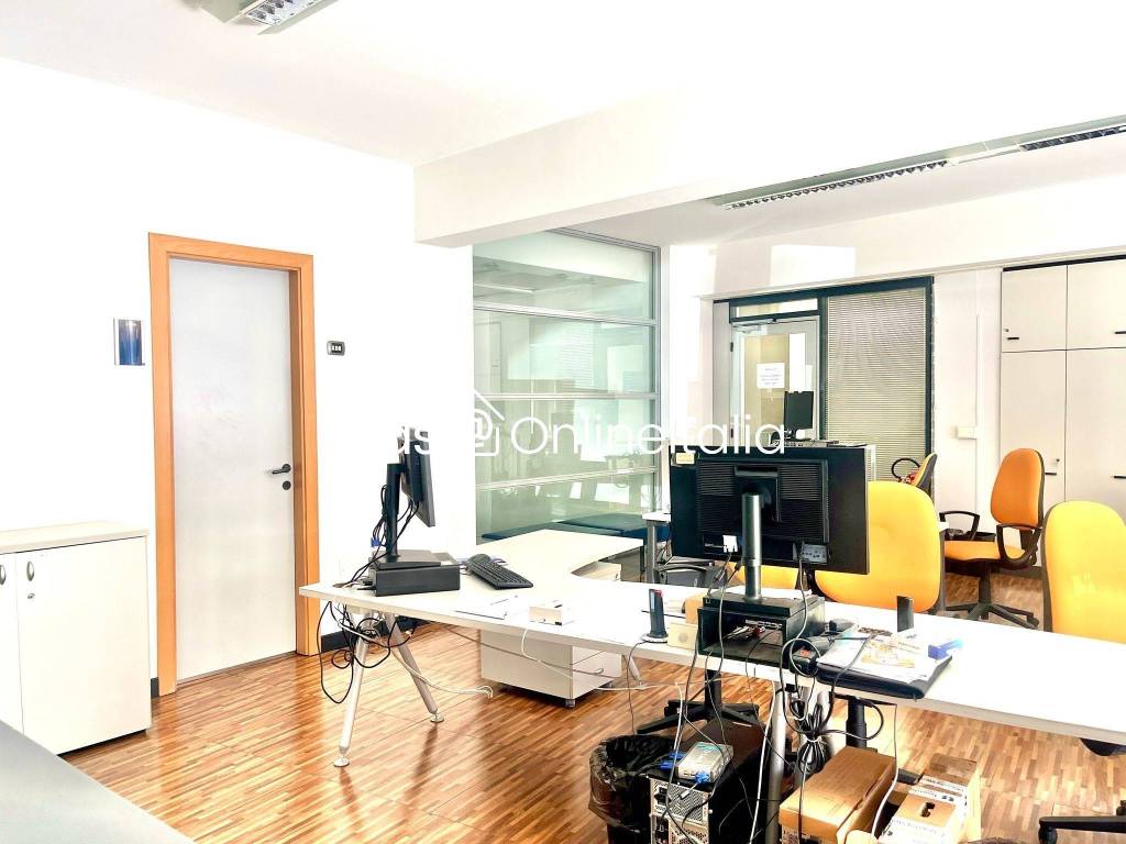 ufficio in affitto a Prato