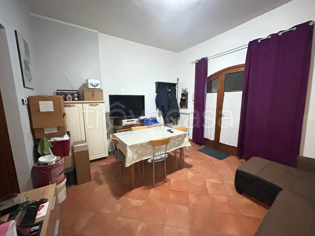 appartamento in affitto a Prato in zona Paperino