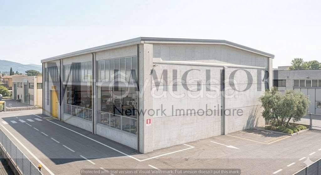 locale commerciale in affitto a Prato in zona Le Badie