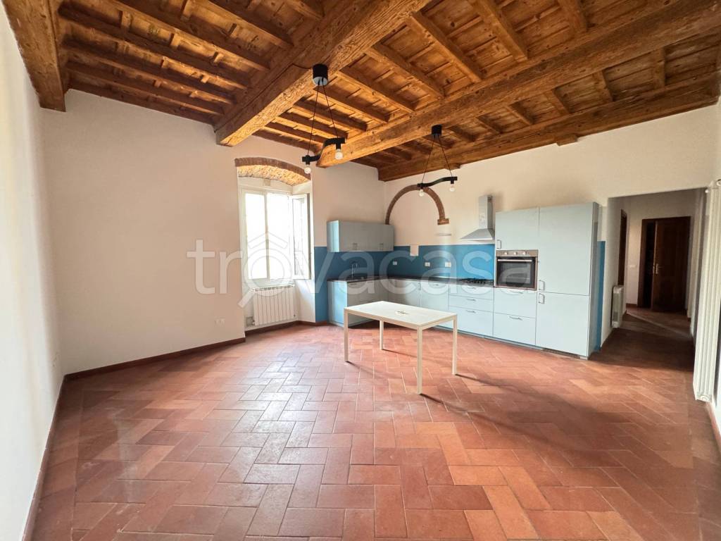 appartamento in affitto a Prato