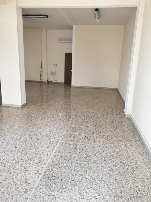 locale commerciale in affitto a Prato in zona Santa Gonda