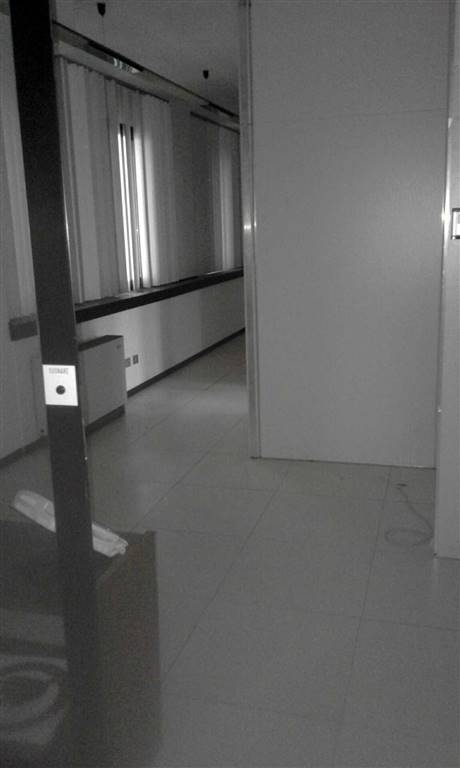 ufficio in affitto a Prato in zona Ponzano
